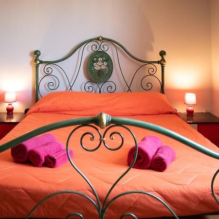 סאסארי Le Mura Antiche Rooms מראה חיצוני תמונה